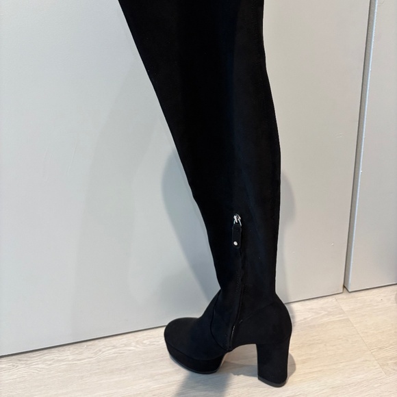 Joyce Azria over the knee boots - Picture 1 of 5